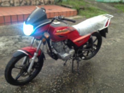 Suzuky Hj 150cc 2013 impecable como nueva 04148532561