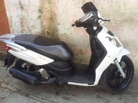 vendo moto outlook por no usar 3300bf 04241571559
