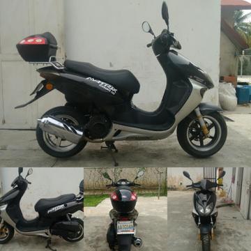 Vendo Moto Empire Matrix 2011