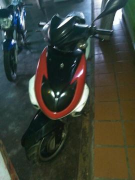 Moto Bera Runner