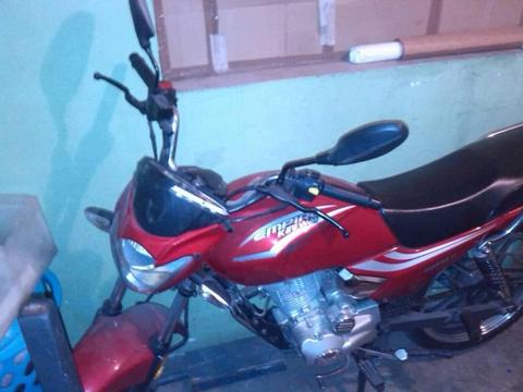 SE VENDE MOTO HORSE II