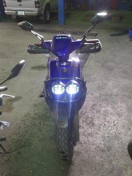 VENDO BELLA MOTO BW COMO NUEVA