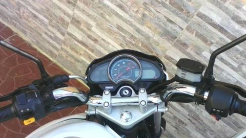 SE VENDE MOTO HJCOOL AÑO 2015