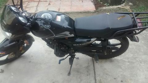 Vendo Moto