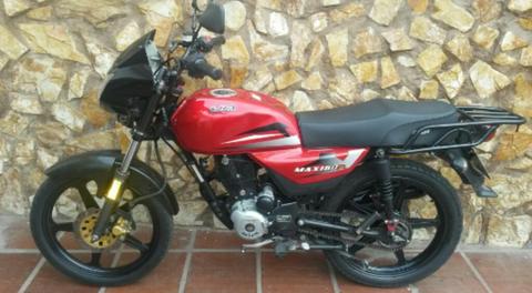 Moto Um Maxi