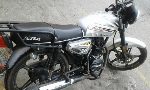 Vendo moto en buenas condiciones