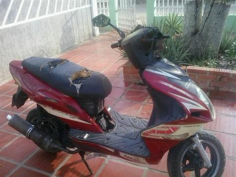 Vendo moto bera runner 150cc 2012