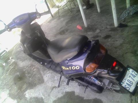 Moto Rio 100