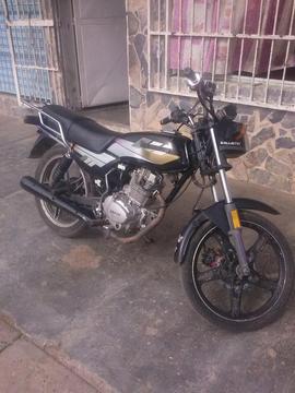 vendo moto horse 2010