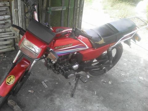 se vende moto