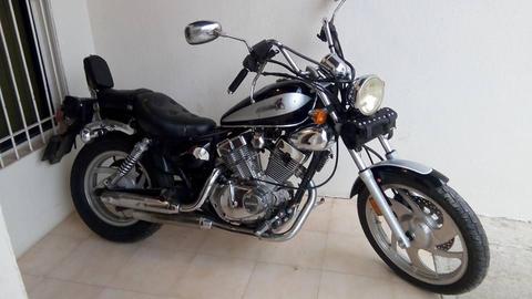 moto super shadow 250 año 2011