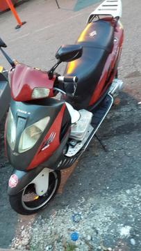 Se Vende O Cambio Bera Mustan 2012