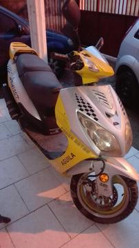 Moto Ava 2008 por No Usar