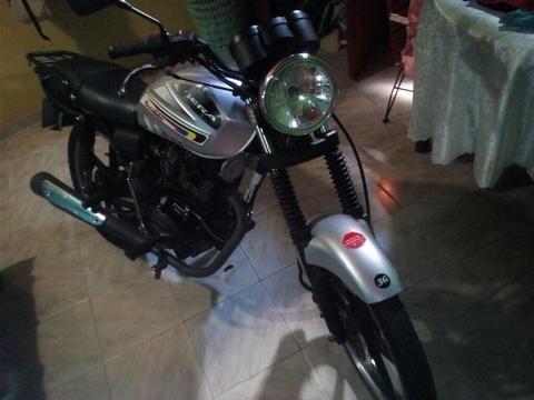 Vendo Moto Socialista Bera 150