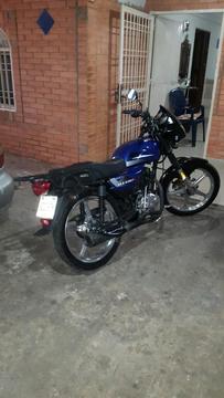 Vendo Preciosa Moto 2014