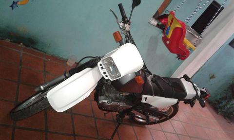 Se Vende Dr 200 2005