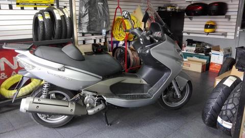 VENDO KYMCO XCITING 250 AÑO 2007