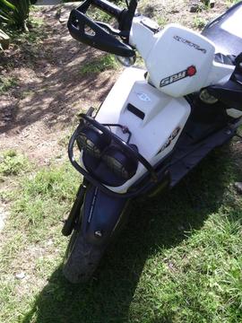 se vende moto bera bws 2012