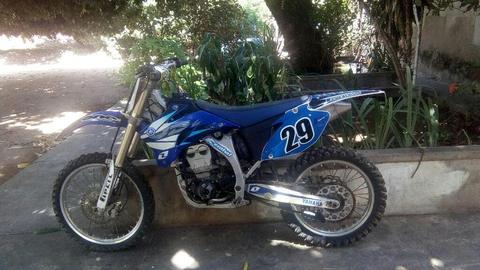 Yamaha Cross Yz250f