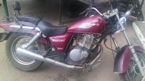 Vendo Suzuki Marauder 250 Cc