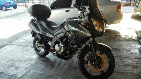 V -strom 650 Impecable