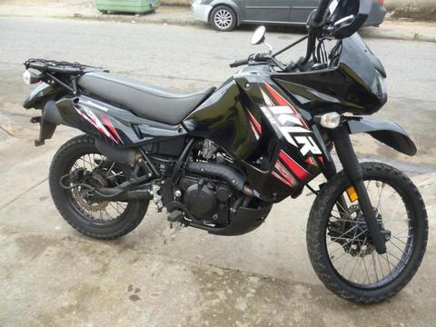 vendo klr 560 como nueva