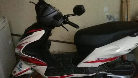 Moto Bera Runner