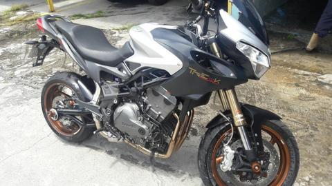 Benelli 899 Trek 2013