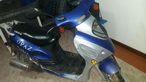 Vendo Moto Topaz