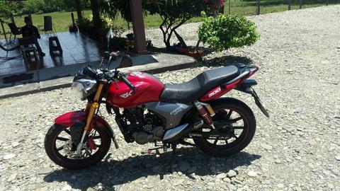 Vendo Moto Rkv