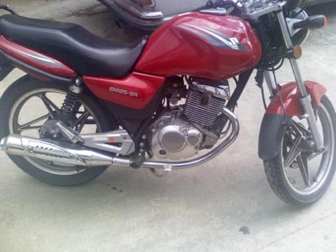 vendo o cambio por carro mi En suzuki 125