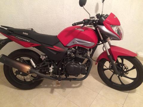 Moto Um 200Cc. 04144687048