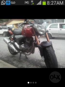 Vendo Moto Rkv Minimo Detlles