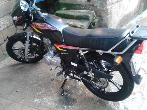 vendo mi hj año 2013