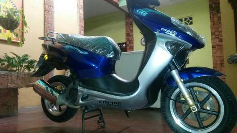 Vendo Moto Empire Matrix Elegance