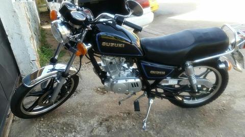 Moto Gn 125 Suzuki