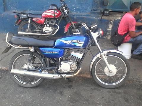 Vendo O Cambio Mi 100 por 4t