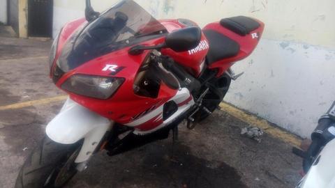 Vendo Yamaha R1