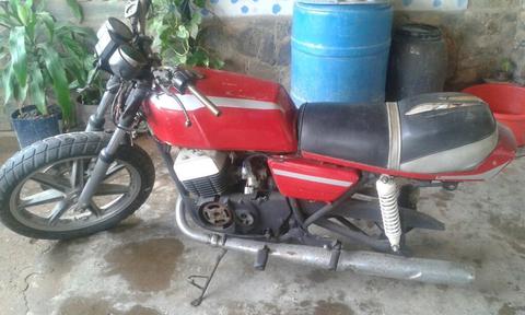 Moto Yamaha 250 Rd Aňo 1983