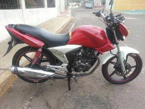 Vendo Moto Skaigo con Detalles