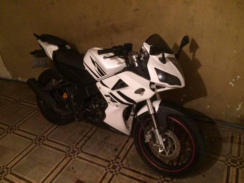 se vende r1 bera 2014