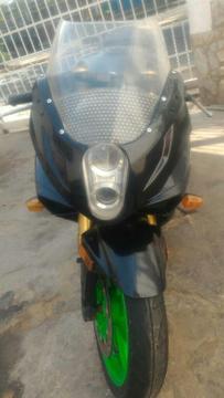 Vendo Moto Recing