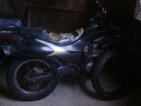 vendo moto tx