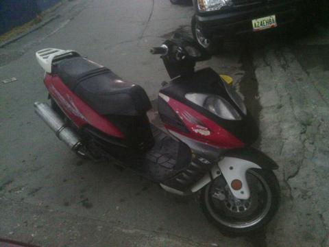 Se Vende Moto Bera Mustad