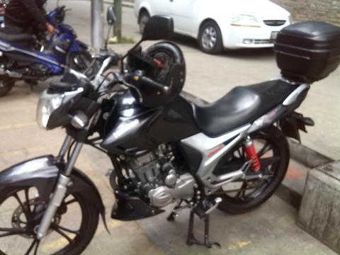 Vendo Hj Cool 2014 Gris Usada