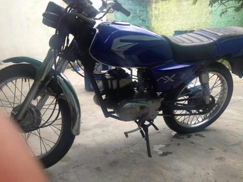 Moto Suzuki Ax100