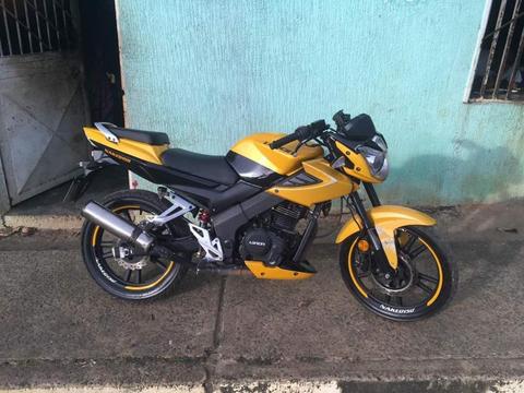 moto loncin naked 150 unico dueño