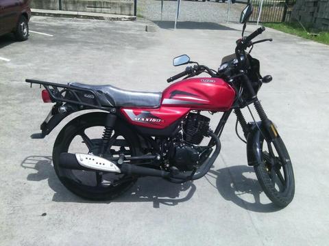 Vendo Moto Um Max 150 Cc Año 2014