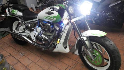 Vendo Moto Suzuki 800 Marauder
