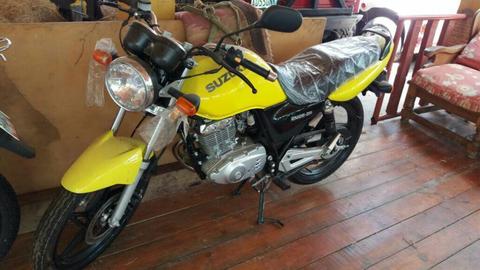 Vendo Moto en 125 Cc Suzuki 2016